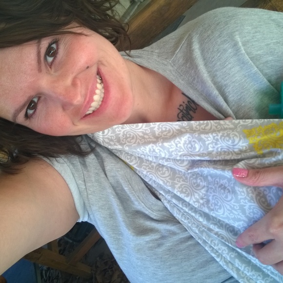 Meet your Posher, Kristen - Picture 3 of 7